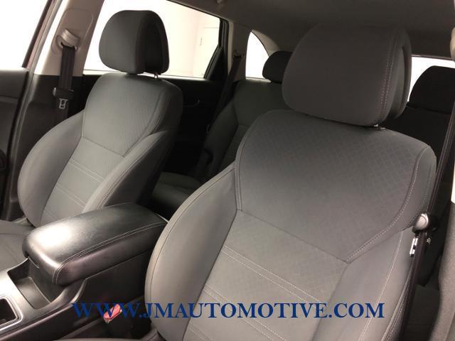 Used Kia Sorento AWD 4dr 3.3L LX 2016 | J&M Automotive Sls&Svc LLC. Naugatuck, Connecticut Used Kia Sorento AWD 4dr 3.3L LX 2016 | J&M Automotive Sls&Svc LLC. Naugatuck, Connecticut
