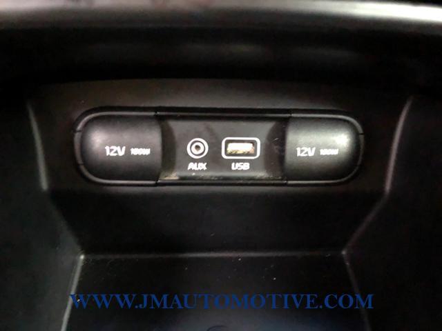 Used Kia Sorento AWD 4dr 3.3L LX 2016 | J&M Automotive Sls&Svc LLC. Naugatuck, Connecticut Used Kia Sorento AWD 4dr 3.3L LX 2016 | J&M Automotive Sls&Svc LLC. Naugatuck, Connecticut