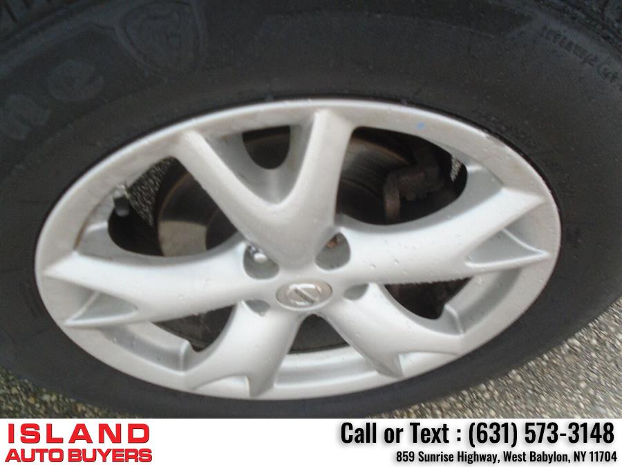 Used Nissan Rogue SV AWD 4dr Crossover 2011 | Island Auto Buyers. West Babylon, New York Used Nissan Rogue SV AWD 4dr Crossover 2011 | Island Auto Buyers. West Babylon, New York