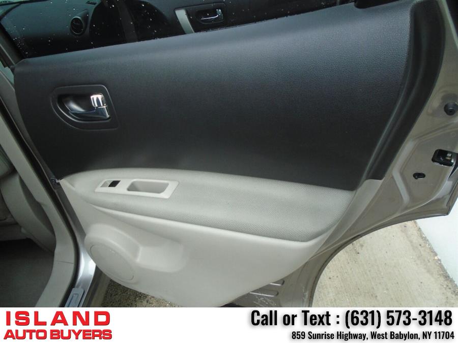 Used Nissan Rogue SV AWD 4dr Crossover 2011 | Island Auto Buyers. West Babylon, New York Used Nissan Rogue SV AWD 4dr Crossover 2011 | Island Auto Buyers. West Babylon, New York