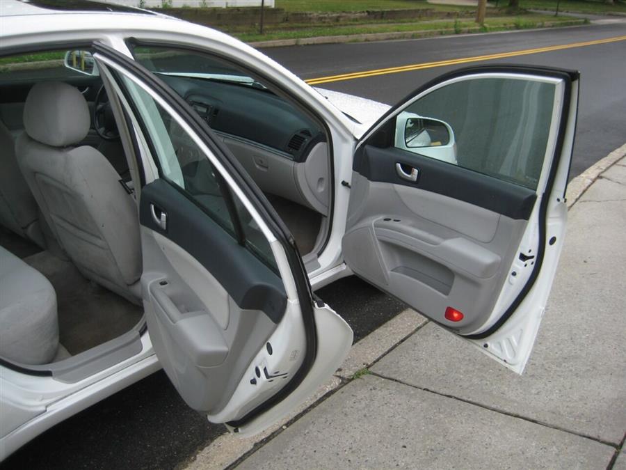 2008 Hyundai Sonata GLS V6 4dr Sedan, available for sale in Massapequa, New York | Rite Choice Auto Inc.. Massapequa, New York 2008 Hyundai Sonata GLS V6 4dr Sedan, available for sale in Massapequa, New York | Rite Choice Auto Inc.. Massapequa, New York