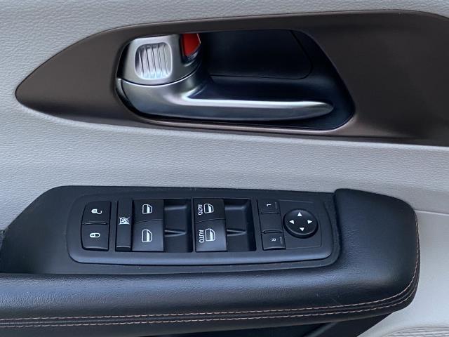 Used Chrysler Pacifica Touring L 2019 | Eastchester Motor Cars. Bronx, New York Used Chrysler Pacifica Touring L 2019 | Eastchester Motor Cars. Bronx, New York