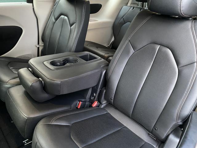 Used Chrysler Pacifica Touring L 2019 | Eastchester Motor Cars. Bronx, New York Used Chrysler Pacifica Touring L 2019 | Eastchester Motor Cars. Bronx, New York