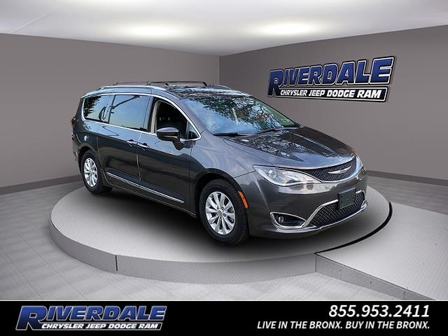 Used Chrysler Pacifica Touring L 2019 | Eastchester Motor Cars. Bronx, New York Used Chrysler Pacifica Touring L 2019 | Eastchester Motor Cars. Bronx, New York