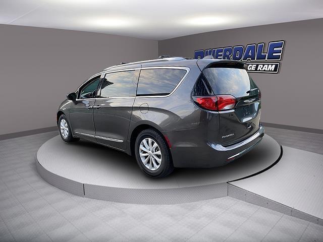 Used Chrysler Pacifica Touring L 2019 | Eastchester Motor Cars. Bronx, New York Used Chrysler Pacifica Touring L 2019 | Eastchester Motor Cars. Bronx, New York