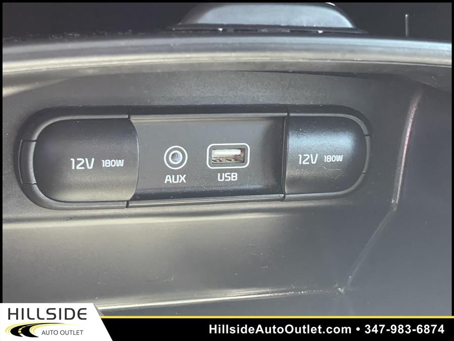 Used Kia Sorento LX 2020 | Hillside Auto Outlet. Jamaica, New York Used Kia Sorento LX 2020 | Hillside Auto Outlet. Jamaica, New York