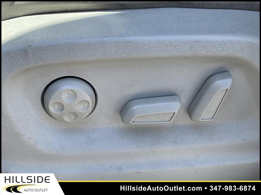 Used Audi Q5 3.2 Premium 2009 | Hillside Auto Outlet. Jamaica, New York Used Audi Q5 3.2 Premium 2009 | Hillside Auto Outlet. Jamaica, New York