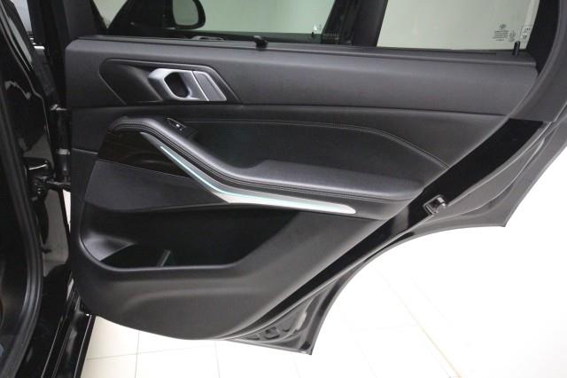 2019 BMW X5 xDrive 40i w/ Navi & rearCam, available for sale in Maple Shade, New Jersey | Car Revolution. Maple Shade, New Jersey 2019 BMW X5 xDrive 40i w/ Navi & rearCam, available for sale in Maple Shade, New Jersey | Car Revolution. Maple Shade, New Jersey