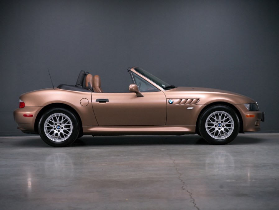 2002 BMW Z3 Z3 2dr Roadster 2.5i, available for sale in North Salem, New York | Meccanic Shop North Inc. North Salem, New York 2002 BMW Z3 Z3 2dr Roadster 2.5i, available for sale in North Salem, New York | Meccanic Shop North Inc. North Salem, New York