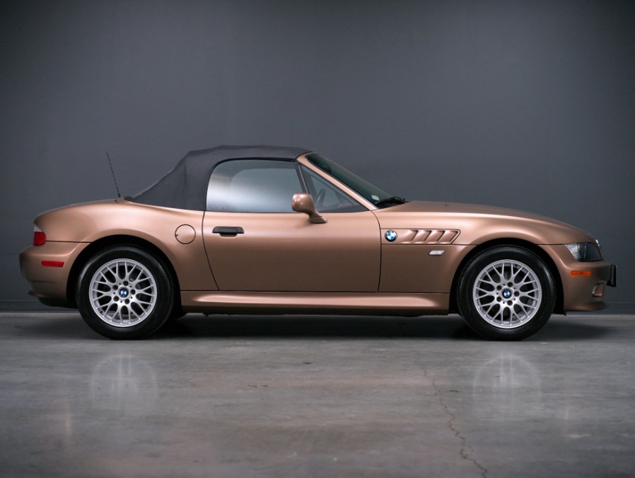 2002 BMW Z3 Z3 2dr Roadster 2.5i, available for sale in North Salem, New York | Meccanic Shop North Inc. North Salem, New York 2002 BMW Z3 Z3 2dr Roadster 2.5i, available for sale in North Salem, New York | Meccanic Shop North Inc. North Salem, New York