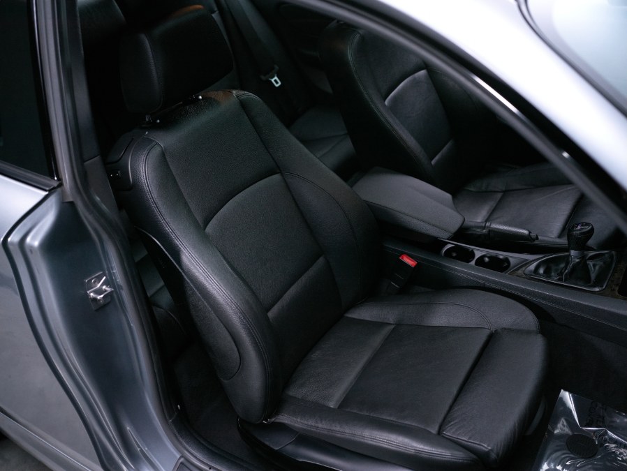 2011 BMW 1 Series 2dr Cpe 135i, available for sale in North Salem, New York | Meccanic Shop North Inc. North Salem, New York 2011 BMW 1 Series 2dr Cpe 135i, available for sale in North Salem, New York | Meccanic Shop North Inc. North Salem, New York