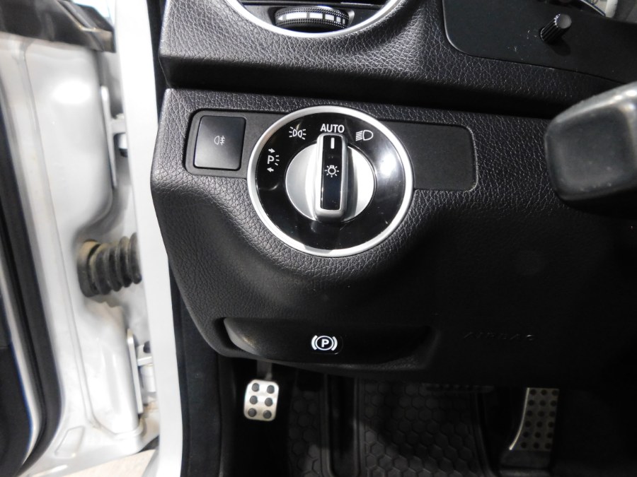 Used Mercedes-Benz C-Class 4dr Sdn C300 Sport 4MATIC 2012 | Auto Gallery. Lodi, New Jersey Used Mercedes-Benz C-Class 4dr Sdn C300 Sport 4MATIC 2012 | Auto Gallery. Lodi, New Jersey