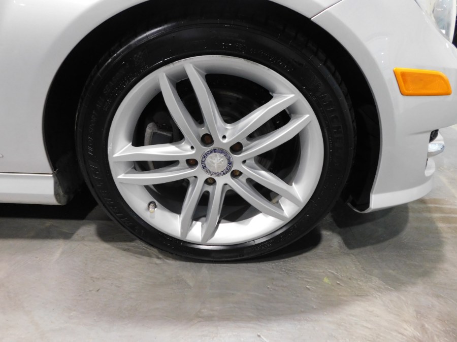Used Mercedes-Benz C-Class 4dr Sdn C300 Sport 4MATIC 2012 | Auto Gallery. Lodi, New Jersey Used Mercedes-Benz C-Class 4dr Sdn C300 Sport 4MATIC 2012 | Auto Gallery. Lodi, New Jersey