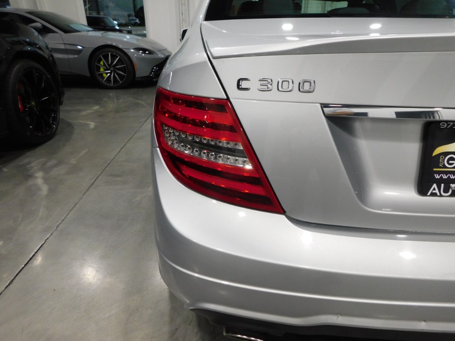 Used Mercedes-Benz C-Class 4dr Sdn C300 Sport 4MATIC 2012 | Auto Gallery. Lodi, New Jersey Used Mercedes-Benz C-Class 4dr Sdn C300 Sport 4MATIC 2012 | Auto Gallery. Lodi, New Jersey
