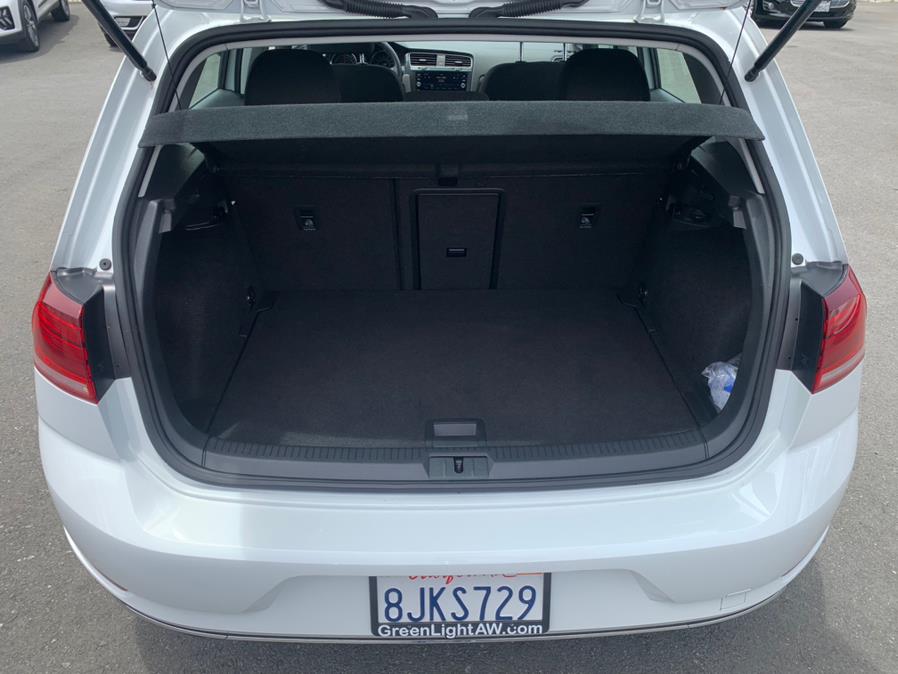 Used Volkswagen e-Golf SE 2019 | Green Light Auto Wholesale. Daly City, California Used Volkswagen e-Golf SE 2019 | Green Light Auto Wholesale. Daly City, California
