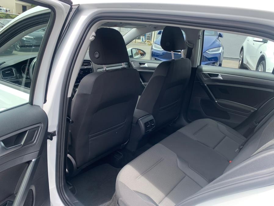 Used Volkswagen e-Golf SE 2019 | Green Light Auto Wholesale. Daly City, California Used Volkswagen e-Golf SE 2019 | Green Light Auto Wholesale. Daly City, California