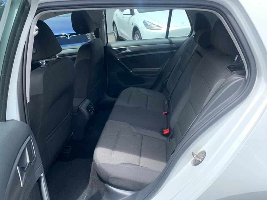 Used Volkswagen e-Golf SE 2019 | Green Light Auto Wholesale. Daly City, California Used Volkswagen e-Golf SE 2019 | Green Light Auto Wholesale. Daly City, California
