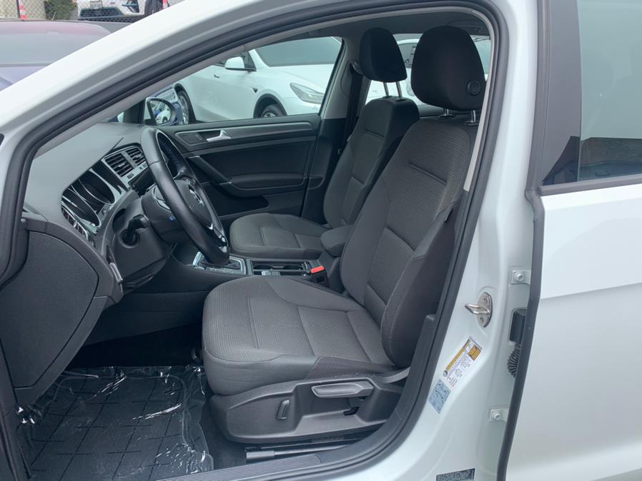 Used Volkswagen e-Golf SE 2019 | Green Light Auto Wholesale. Daly City, California Used Volkswagen e-Golf SE 2019 | Green Light Auto Wholesale. Daly City, California