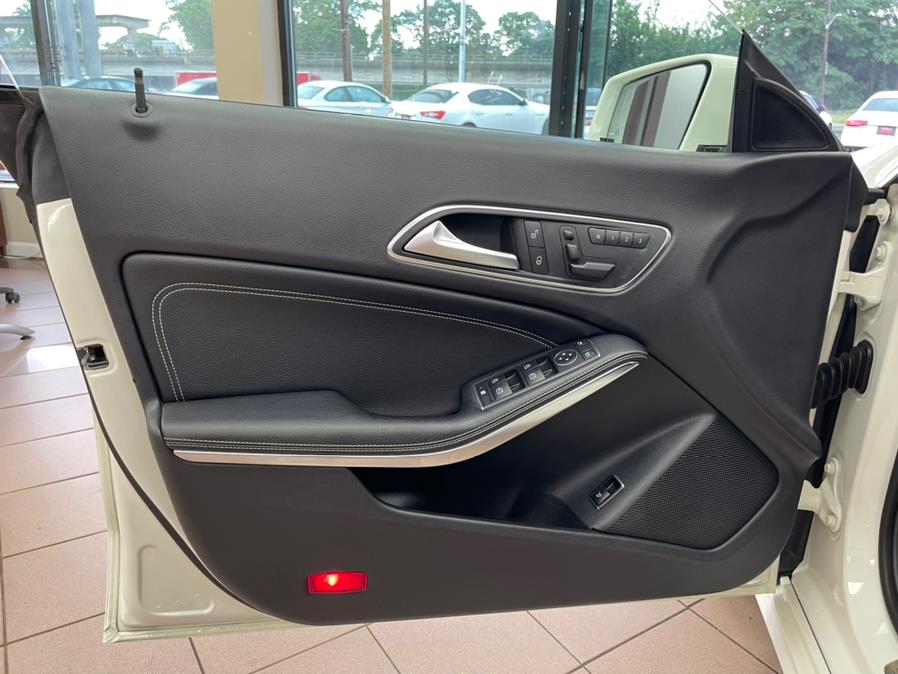 2014 Mercedes-Benz CLA-Class 4dr Sdn CLA250 FWD, available for sale in Massapequa Park, New York | Power Motors East. Massapequa Park, New York 2014 Mercedes-Benz CLA-Class 4dr Sdn CLA250 FWD, available for sale in Massapequa Park, New York | Power Motors East. Massapequa Park, New York