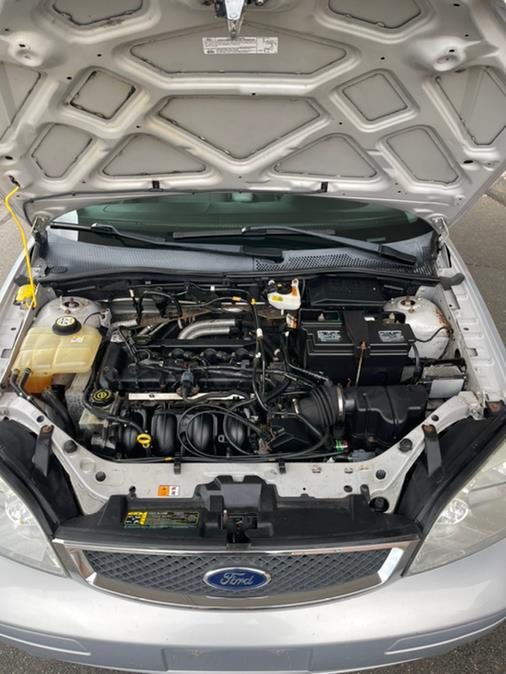 Used Ford Focus 4dr Sdn SE 2007 | Supreme Automotive. New Britain, Connecticut Used Ford Focus 4dr Sdn SE 2007 | Supreme Automotive. New Britain, Connecticut
