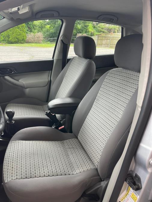 Used Ford Focus 4dr Sdn SE 2007 | Supreme Automotive. New Britain, Connecticut Used Ford Focus 4dr Sdn SE 2007 | Supreme Automotive. New Britain, Connecticut