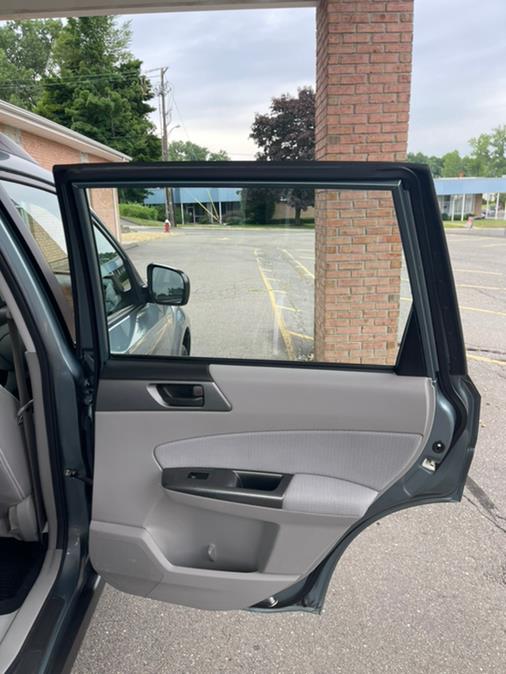 2011 Subaru Forester 4dr Auto 2.5X w/Alloy Wheel Value Pkg, available for sale in New Britain, Connecticut | Supreme Automotive. New Britain, Connecticut 2011 Subaru Forester 4dr Auto 2.5X w/Alloy Wheel Value Pkg, available for sale in New Britain, Connecticut | Supreme Automotive. New Britain, Connecticut