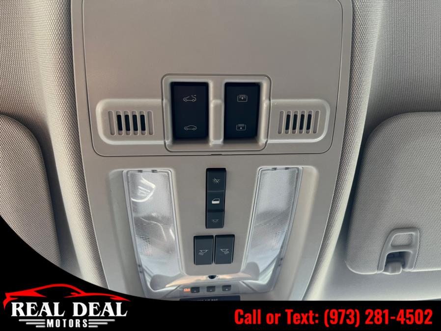 Used Cadillac SRX AWD 4dr Luxury Collection 2014 | Real Deal Motors. Lodi, New Jersey Used Cadillac SRX AWD 4dr Luxury Collection 2014 | Real Deal Motors. Lodi, New Jersey