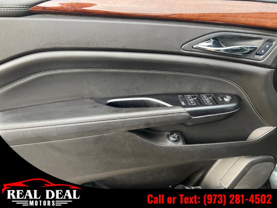 Used Cadillac SRX AWD 4dr Luxury Collection 2014 | Real Deal Motors. Lodi, New Jersey Used Cadillac SRX AWD 4dr Luxury Collection 2014 | Real Deal Motors. Lodi, New Jersey