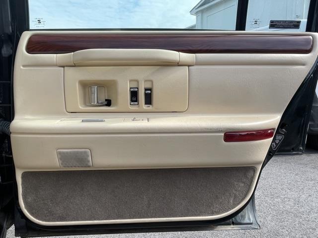 Used Cadillac Deville Base 1996 | Blasius of Danbury. Danbury, Connecticut Used Cadillac Deville Base 1996 | Blasius of Danbury. Danbury, Connecticut