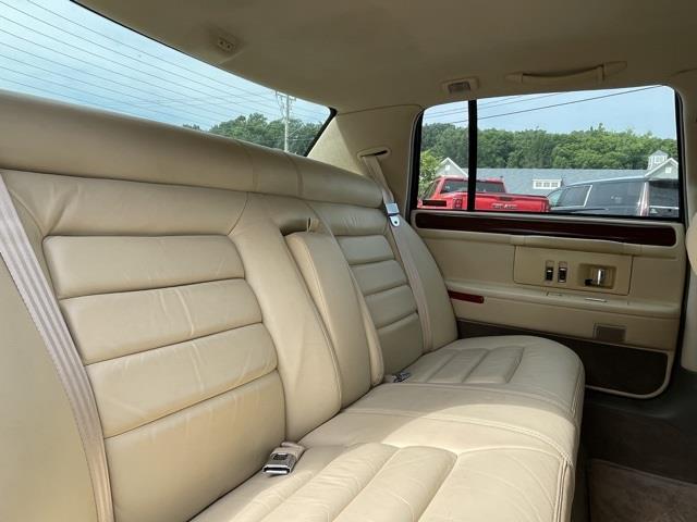 Used Cadillac Deville Base 1996 | Blasius of Danbury. Danbury, Connecticut Used Cadillac Deville Base 1996 | Blasius of Danbury. Danbury, Connecticut