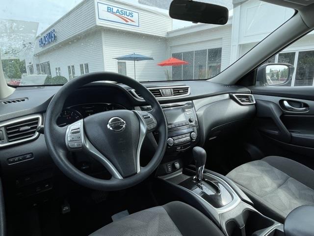 Used Nissan Rogue SV 2016 | Blasius Federal Road. Brookfield, Connecticut Used Nissan Rogue SV 2016 | Blasius Federal Road. Brookfield, Connecticut