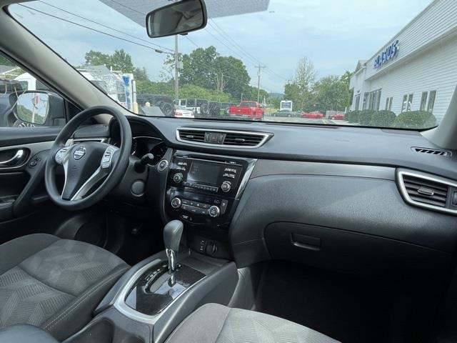 Used Nissan Rogue SV 2016 | Blasius Federal Road. Brookfield, Connecticut Used Nissan Rogue SV 2016 | Blasius Federal Road. Brookfield, Connecticut