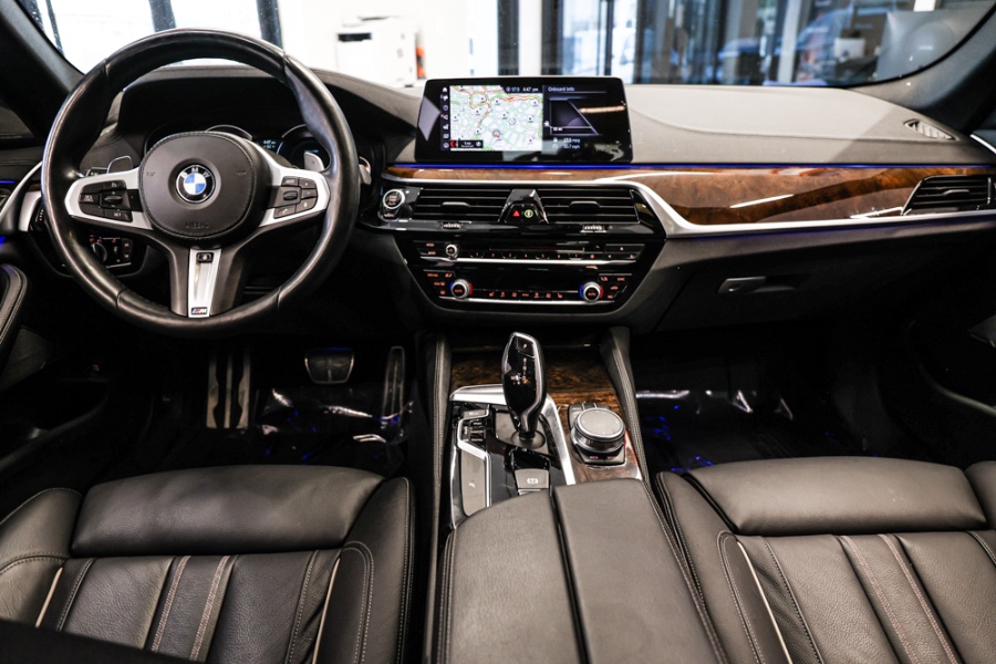 Used BMW 5 Series M550i xDrive Sedan 2019 | 26 Motors Long Island. ELMONT, New York Used BMW 5 Series M550i xDrive Sedan 2019 | 26 Motors Long Island. ELMONT, New York