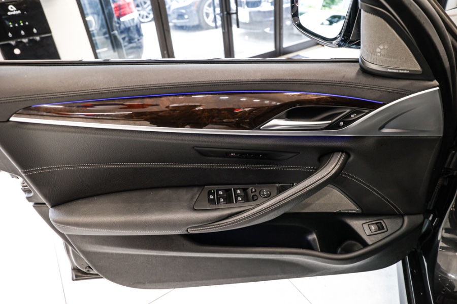 Used BMW 5 Series M550i xDrive Sedan 2019 | 26 Motors Long Island. ELMONT, New York Used BMW 5 Series M550i xDrive Sedan 2019 | 26 Motors Long Island. ELMONT, New York