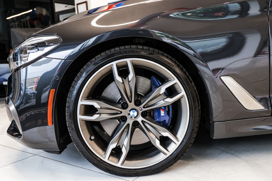Used BMW 5 Series M550i xDrive Sedan 2019 | 26 Motors Long Island. ELMONT, New York Used BMW 5 Series M550i xDrive Sedan 2019 | 26 Motors Long Island. ELMONT, New York