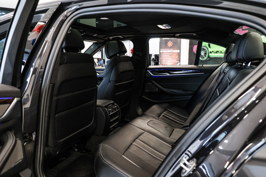 Used BMW 5 Series M550i xDrive Sedan 2019 | 26 Motors Long Island. ELMONT, New York Used BMW 5 Series M550i xDrive Sedan 2019 | 26 Motors Long Island. ELMONT, New York