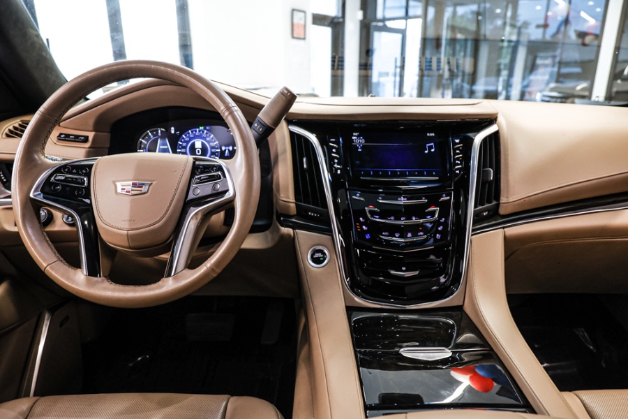 Used Cadillac Escalade ESV 4WD 4dr Platinum 2019 | 26 Motors Long Island. ELMONT, New York Used Cadillac Escalade ESV 4WD 4dr Platinum 2019 | 26 Motors Long Island. ELMONT, New York