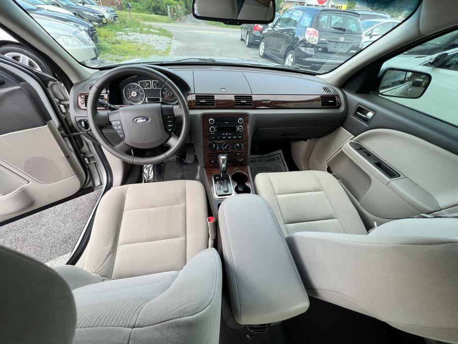 Used Ford Taurus SE Sedan 4D 2009 | Mixcars, Inc. Fredericksburg, Virginia Used Ford Taurus SE Sedan 4D 2009 | Mixcars, Inc. Fredericksburg, Virginia