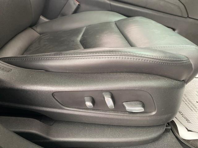 Used Cadillac Xt5 Premium Luxury AWD 2018 | Queens Auto Mall. Richmond Hill, New York Used Cadillac Xt5 Premium Luxury AWD 2018 | Queens Auto Mall. Richmond Hill, New York