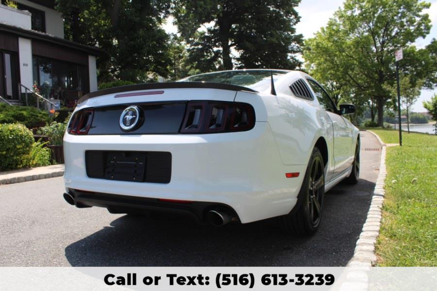 2014 Ford Mustang 2dr Cpe V6 Premium, available for sale in Great Neck, New York | Great Neck Car Buyers & Sellers. Great Neck, New York 2014 Ford Mustang 2dr Cpe V6 Premium, available for sale in Great Neck, New York | Great Neck Car Buyers & Sellers. Great Neck, New York