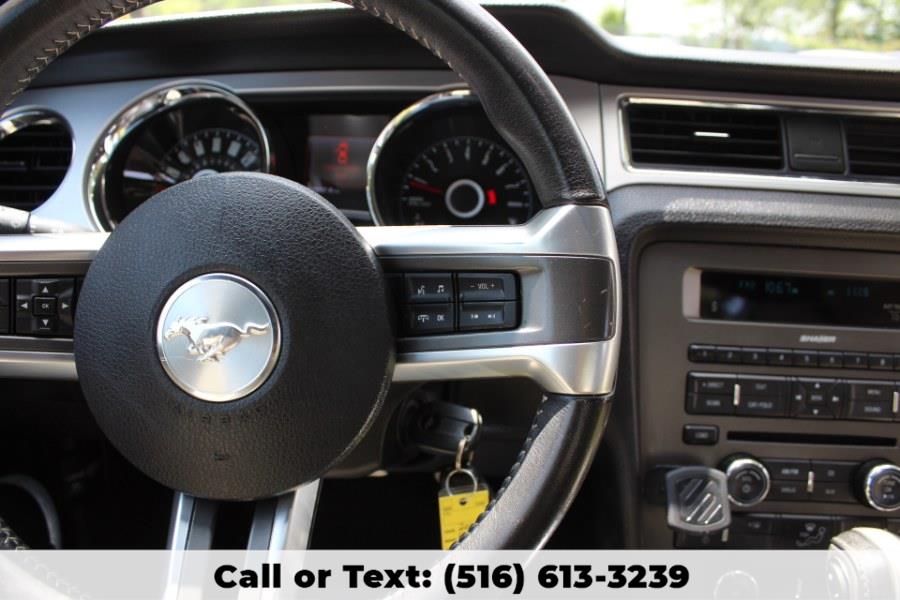 2014 Ford Mustang 2dr Cpe V6 Premium, available for sale in Great Neck, New York | Great Neck Car Buyers & Sellers. Great Neck, New York 2014 Ford Mustang 2dr Cpe V6 Premium, available for sale in Great Neck, New York | Great Neck Car Buyers & Sellers. Great Neck, New York