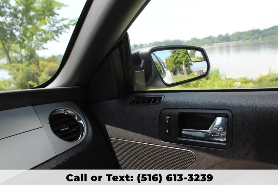 2014 Ford Mustang 2dr Cpe V6 Premium, available for sale in Great Neck, New York | Great Neck Car Buyers & Sellers. Great Neck, New York 2014 Ford Mustang 2dr Cpe V6 Premium, available for sale in Great Neck, New York | Great Neck Car Buyers & Sellers. Great Neck, New York