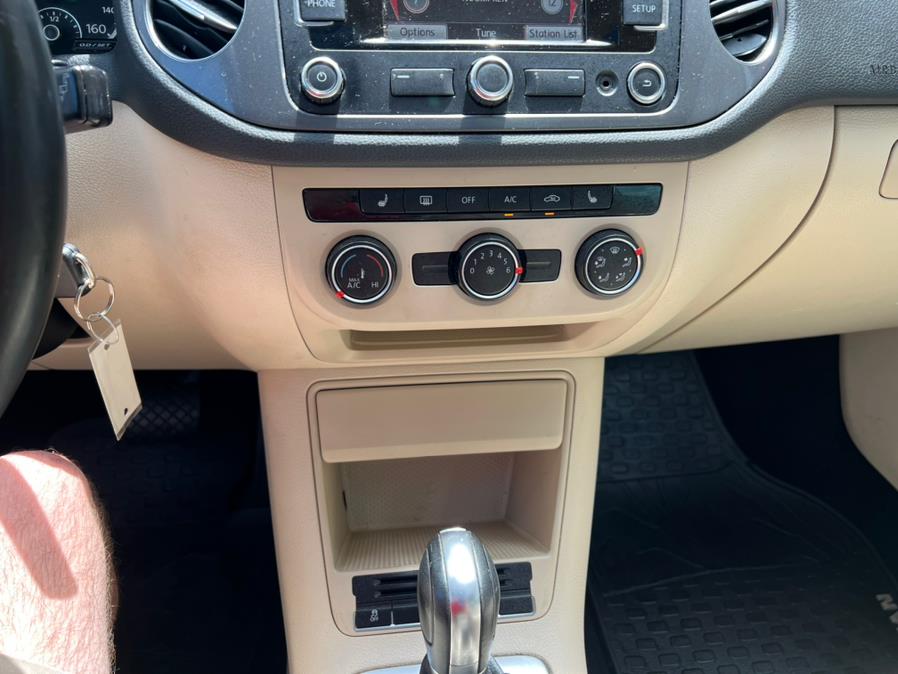 Used Volkswagen Tiguan 2WD 4dr Auto S 2013 | Century Auto And Truck. East Windsor, Connecticut Used Volkswagen Tiguan 2WD 4dr Auto S 2013 | Century Auto And Truck. East Windsor, Connecticut