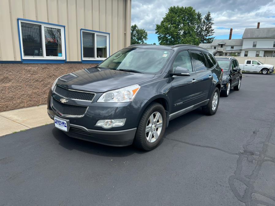 2009 Chevrolet Traverse AWD 4dr LT w/2LT, available for sale in East Windsor, Connecticut | Century Auto And Truck. East Windsor, Connecticut