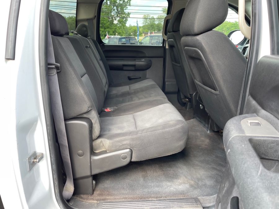 Used GMC Sierra 2500HD 4WD Crew Cab 153.7" SLE 2011 | Marsh Auto Sales LLC. Ortonville, Michigan Used GMC Sierra 2500HD 4WD Crew Cab 153.7" SLE 2011 | Marsh Auto Sales LLC. Ortonville, Michigan