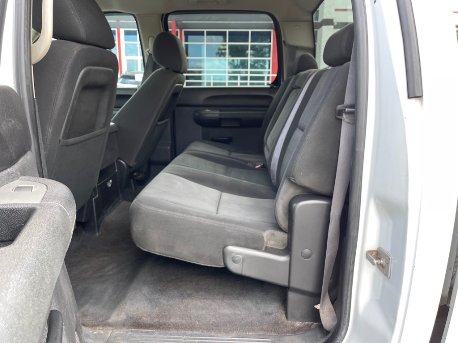Used GMC Sierra 2500HD 4WD Crew Cab 153.7" SLE 2011 | Marsh Auto Sales LLC. Ortonville, Michigan Used GMC Sierra 2500HD 4WD Crew Cab 153.7" SLE 2011 | Marsh Auto Sales LLC. Ortonville, Michigan