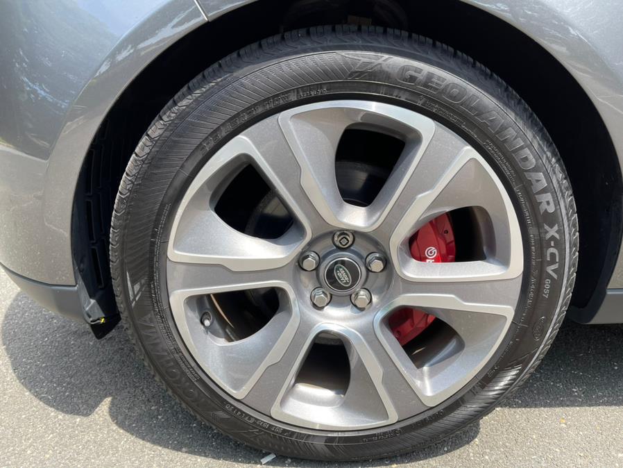 2018 Land Rover Range Rover HSE, available for sale in Bayshore, New York | Evolving Motorsports. Bayshore, New York 2018 Land Rover Range Rover HSE, available for sale in Bayshore, New York | Evolving Motorsports. Bayshore, New York