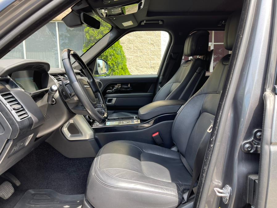 2018 Land Rover Range Rover HSE, available for sale in Bayshore, New York | Evolving Motorsports. Bayshore, New York 2018 Land Rover Range Rover HSE, available for sale in Bayshore, New York | Evolving Motorsports. Bayshore, New York
