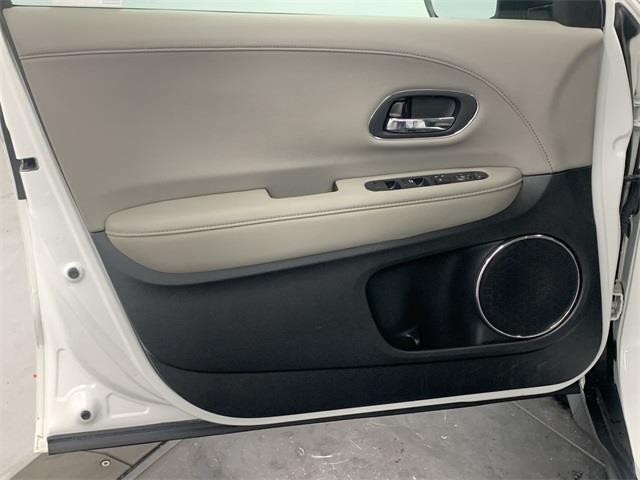 Used Honda Hr-v EX-L 2019 | Eastchester Motor Cars. Bronx, New York Used Honda Hr-v EX-L 2019 | Eastchester Motor Cars. Bronx, New York