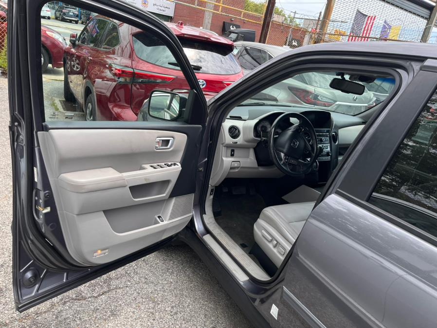 Used Honda Pilot 4WD 4dr EX-L 2014 | Deals on Wheels International Auto. Levittown, Pennsylvania Used Honda Pilot 4WD 4dr EX-L 2014 | Deals on Wheels International Auto. Levittown, Pennsylvania